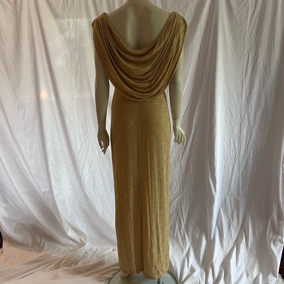Gorgeous gown by Night Ways. Golden sparkles, excellent condition. Stretch. - Picture 5 of 11